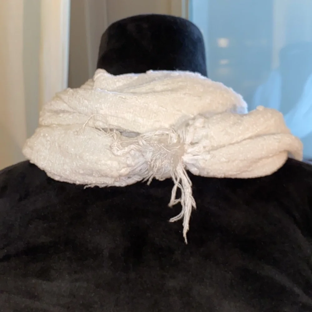 collectioneighteen neck scarf